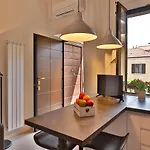 Fashion District - Top Floor Apartment